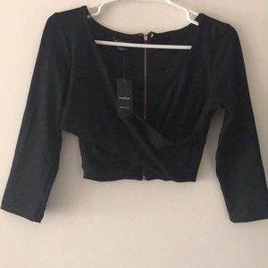BEBE Quarter Sleeve Black Wrap Crop Top 🖤